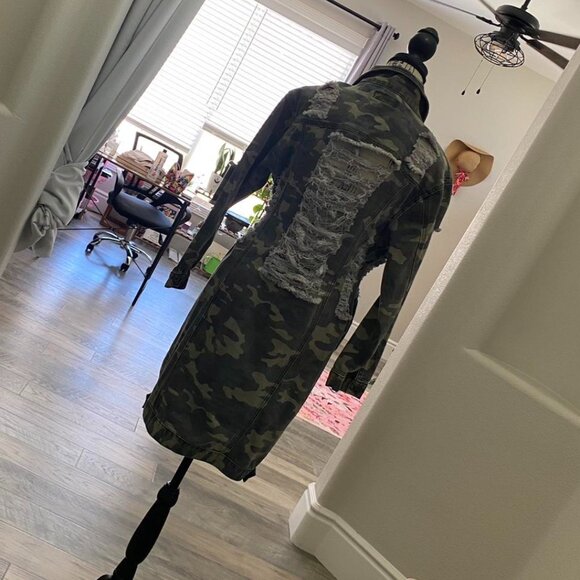 Thrill Jeans Camo Denim Duster - Picture 2 of 3